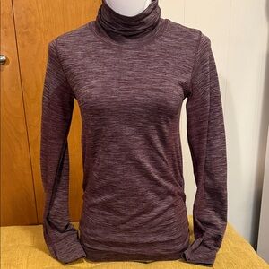 Lululemon Ruched Side Seamless Turtleneck Long Sleeve Top Size 4 Burgundy